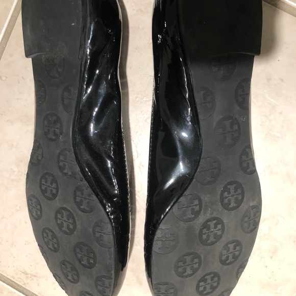 Tory Burch Black Patent Leather Ballet Flats, s6 - Picture 4 of 7